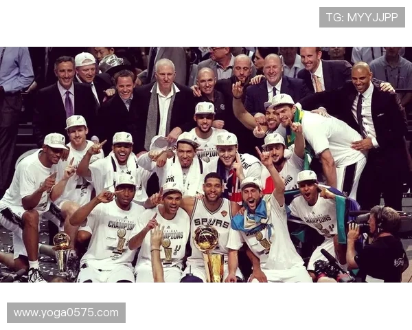 2014年NBA季后赛马刺与勇士的经典对决回顾与精彩瞬间分析