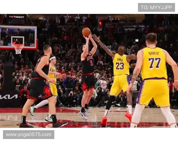 2016年湖人与公牛精彩对决回顾及赛季表现分析 2016年湖人与公牛精彩对决回顾及赛季表现分析