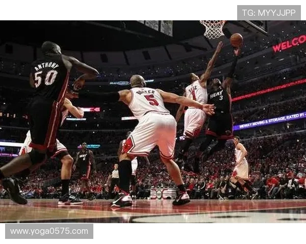 公牛队对阵骑士队韦德与詹姆斯的巅峰对决再度上演