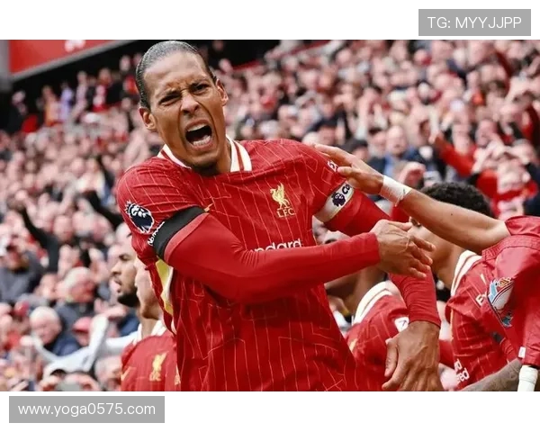 范戴克:从天才少年到世界顶级后卫的传奇之路与成就分析 范戴克:从天才少年到世界顶级后卫的传奇之路与成就分析