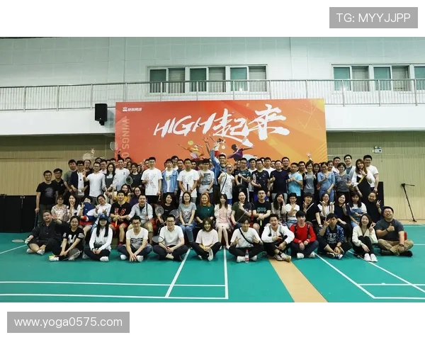 武汉羽毛球队的精神力量与发展历程深度解析 武汉羽毛球队的精神力量与发展历程深度解析