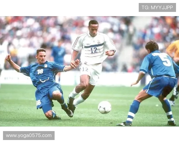 上海网球队崛起之路:从青涩到辉煌的世界杯成长历程 上海网球队崛起之路:从青涩到辉煌的世界杯成长历程